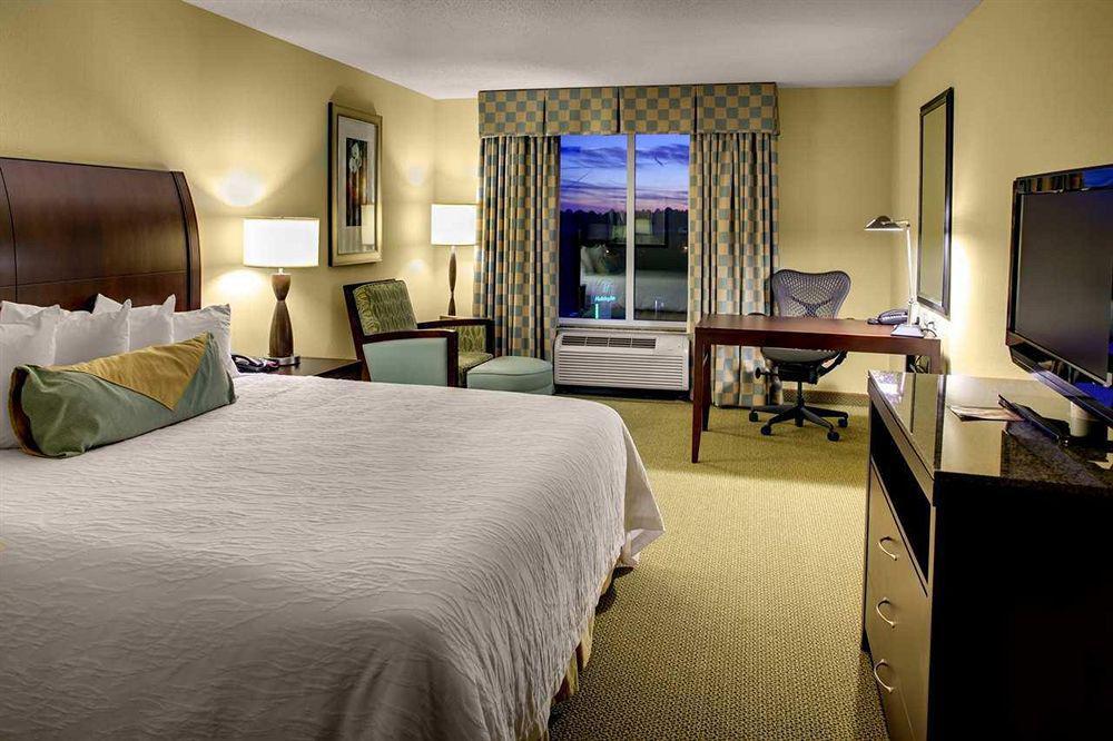 Hilton Garden Inn Richmond South/Southpark Colonial Heights Room photo